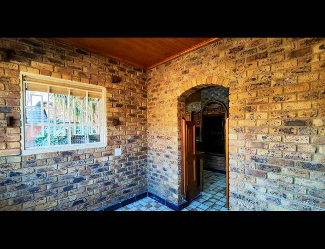 3 BEDROOM FREESTANDING FOR SALE IN SUNWARD PARK